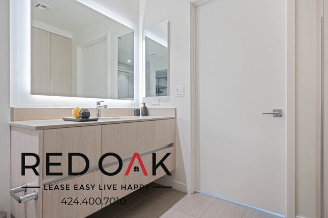 Building Photo - 5851 1/4 W 88th -Prestige Suite 225A-88