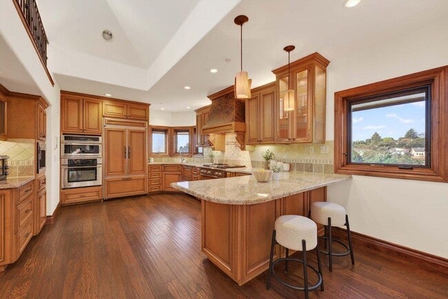 Building Photo - 41 S Circle Dr