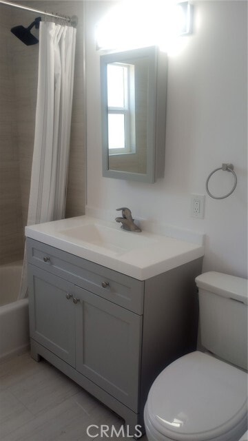 Building Photo - 1907 W 154th Pl