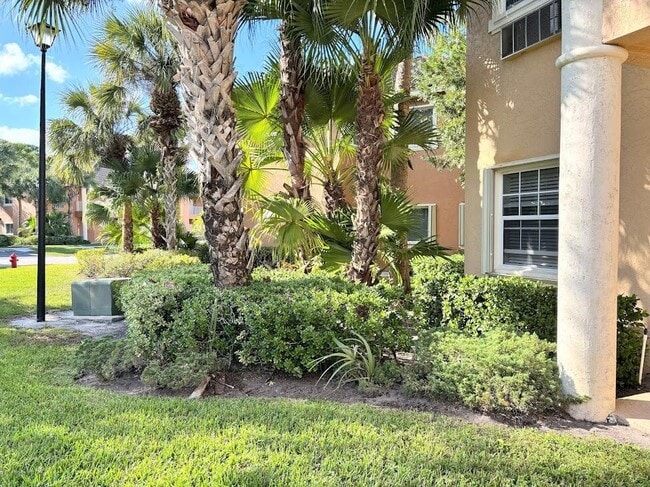 Building Photo - 8946 Sandshot Ct