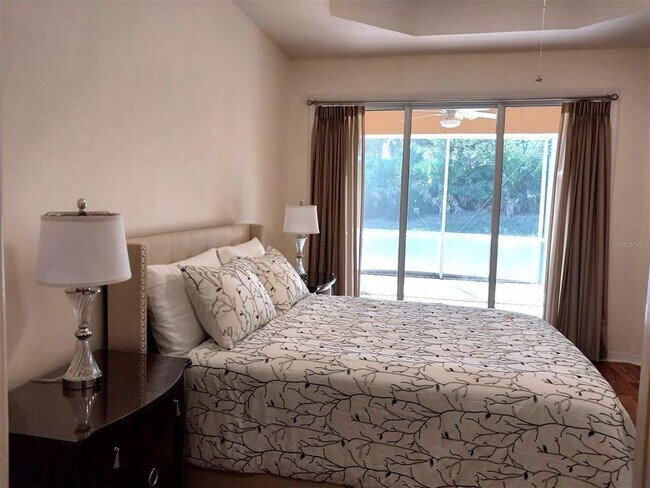 Building Photo - 5641 Hidden Oak Ct