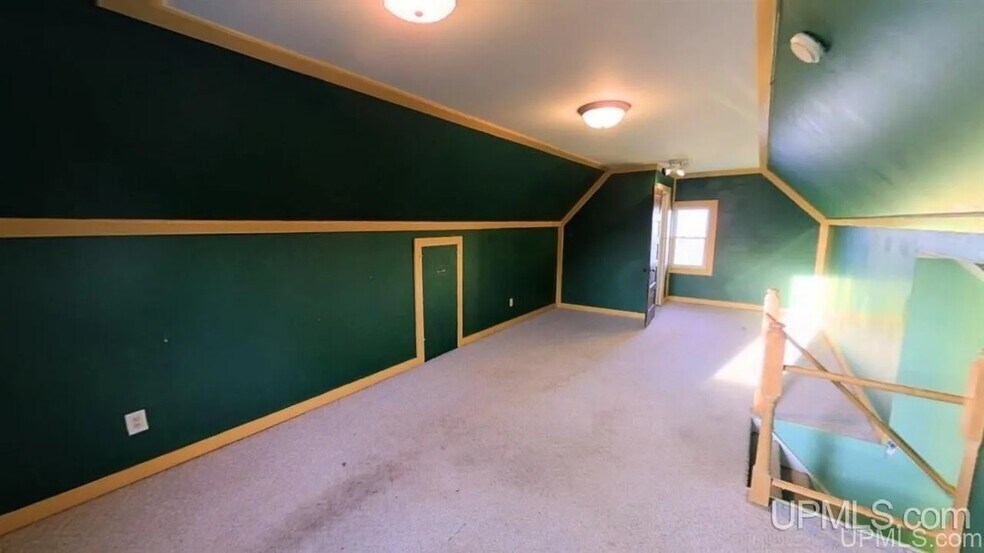 Building Photo - 1530 Fitch Ave