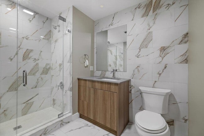 Building Photo - 4237 Bergen Turnpike