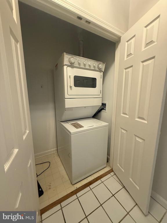 Building Photo - 12012 Taliesin Pl