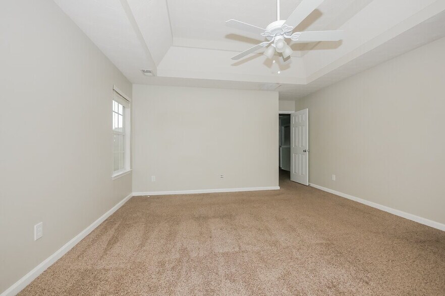 Building Photo - 112 Garrison Ln