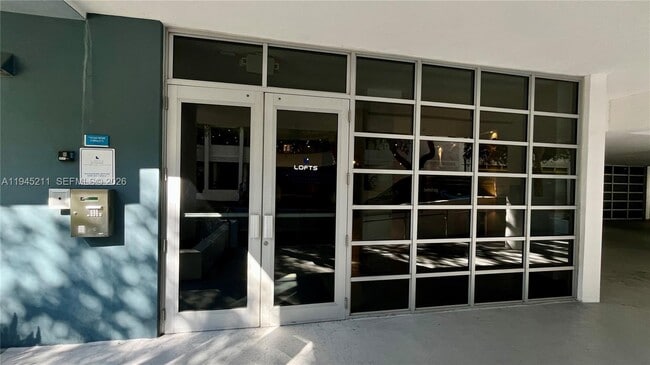 Building Photo - 3339 Virginia St