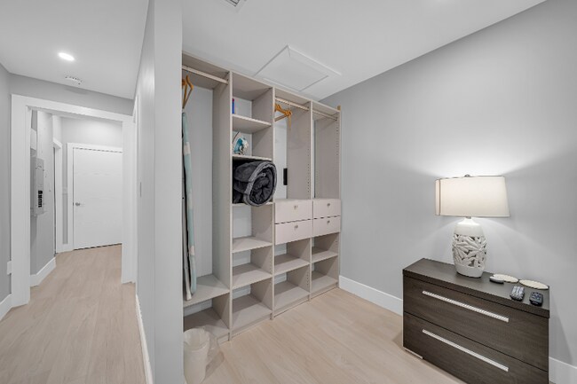 Building Photo - 1941 SW 18th Ave