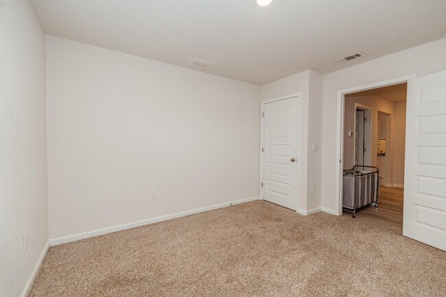 Building Photo - 3032 Heritage Plantation Blvd