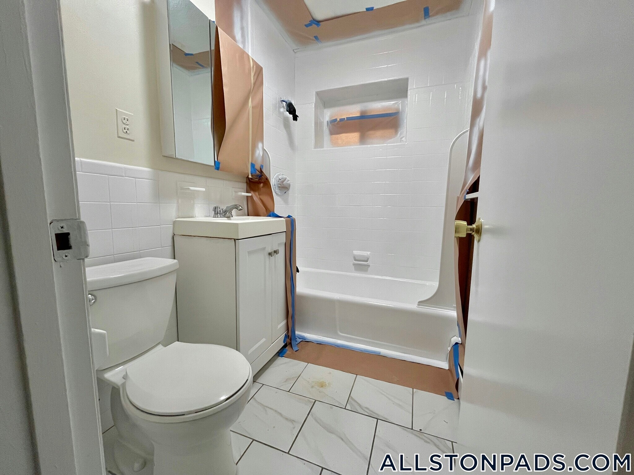 Building Photo - 26 Allston St