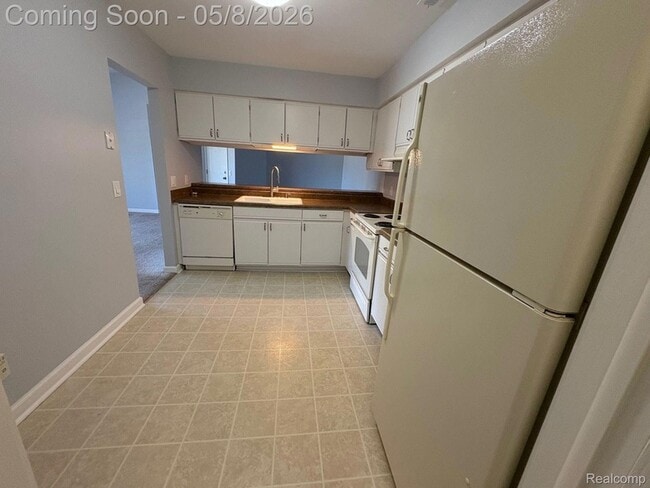 Building Photo - 2605 Greenstone Blvd