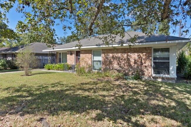 Building Photo - 3102 Conway St