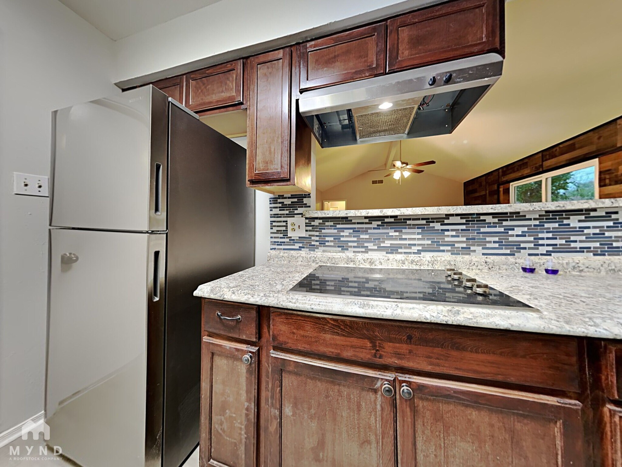 Building Photo - 6127 Heatherbrook Dr