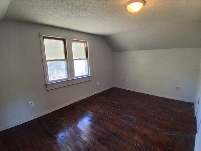 Building Photo - 409 Avenue-A