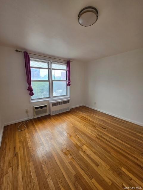 Building Photo - 41-25 Kissena Blvd