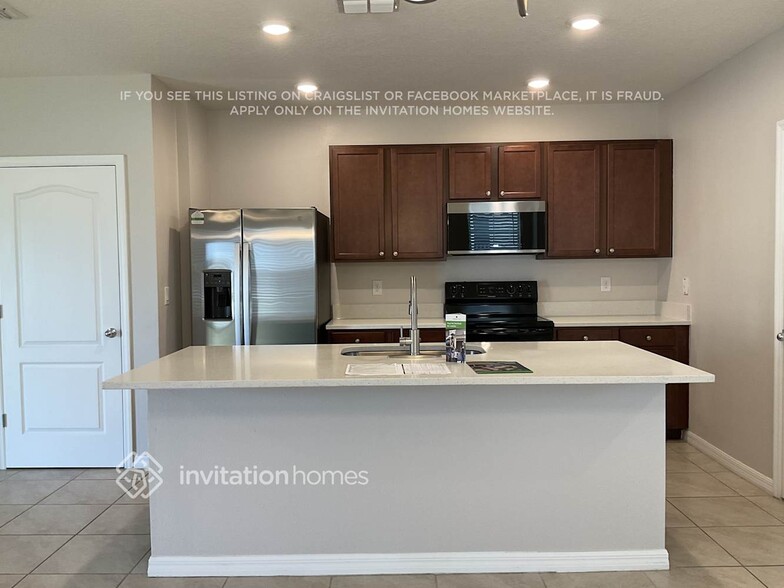 Building Photo - 1841 Red Canyon Dr