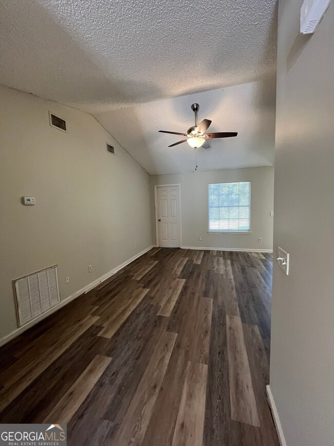 Building Photo - 120 Sapelo Dr