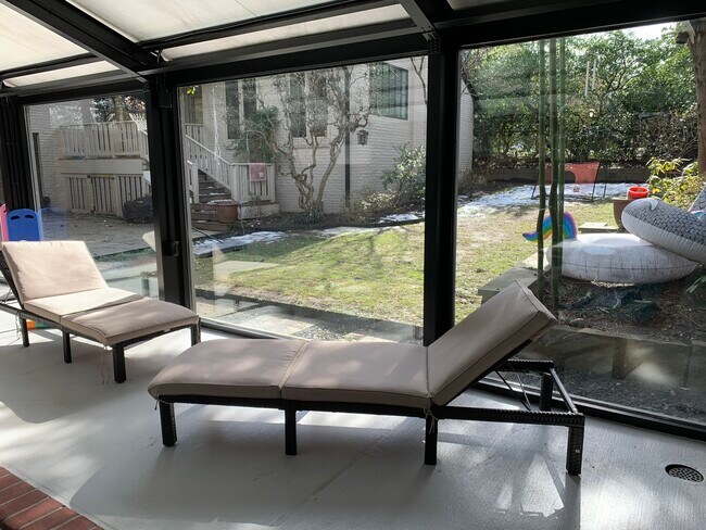 Building Photo - 4214 50th St NW