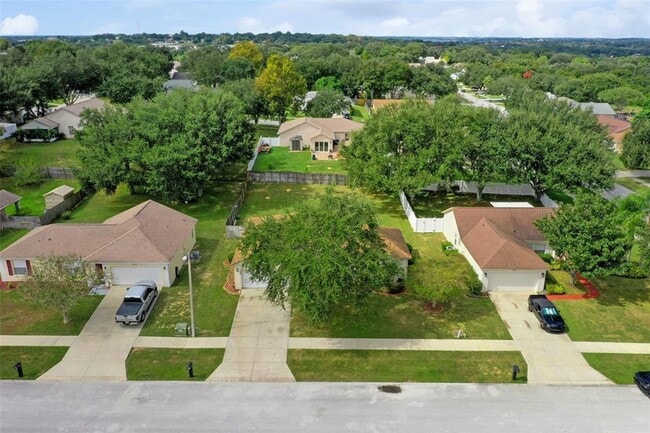 Building Photo - 886 Scenic View Cir