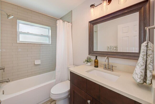 Building Photo - 2589 Sunny Breeze Ave