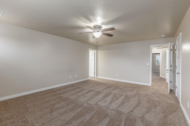 Building Photo - Your Ideal Herriman Home: Comfort, Style &...
