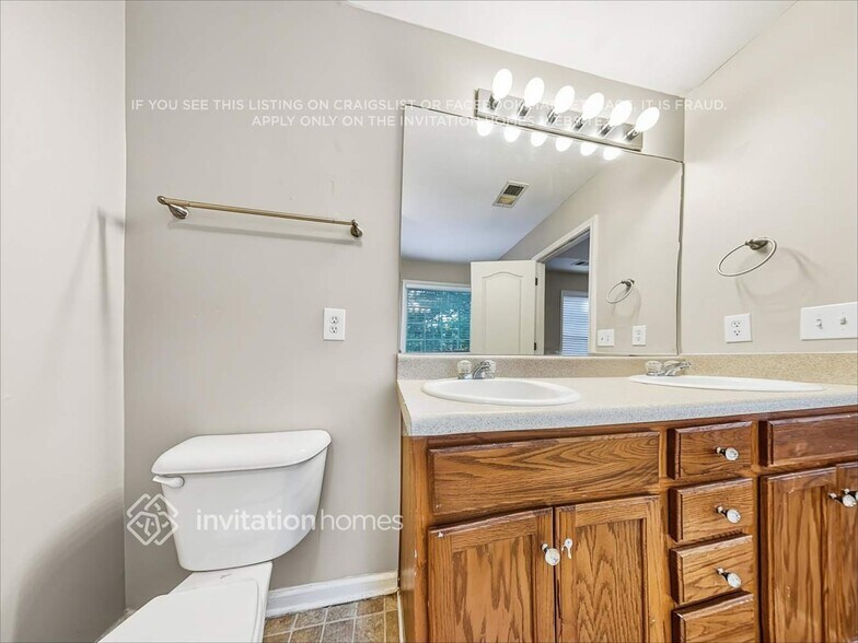 Building Photo - 112 Brookvalley Crossing
