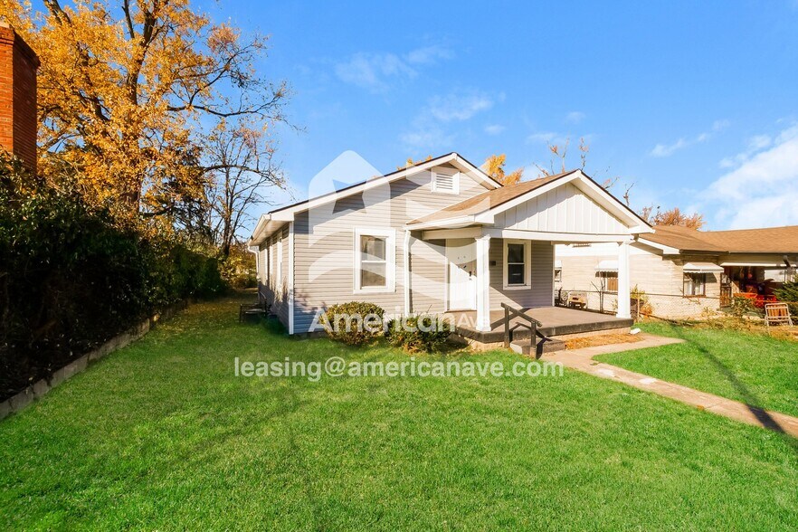 Building Photo - 3772 N Parker Ave