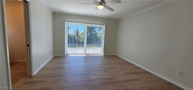 Building Photo - 420 SE 15th Terrace