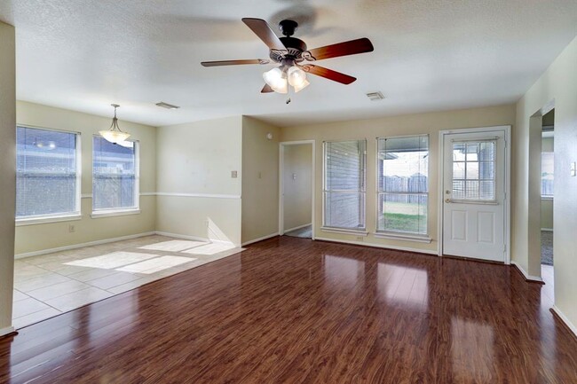 Building Photo - 8203 Eastpoint Blvd