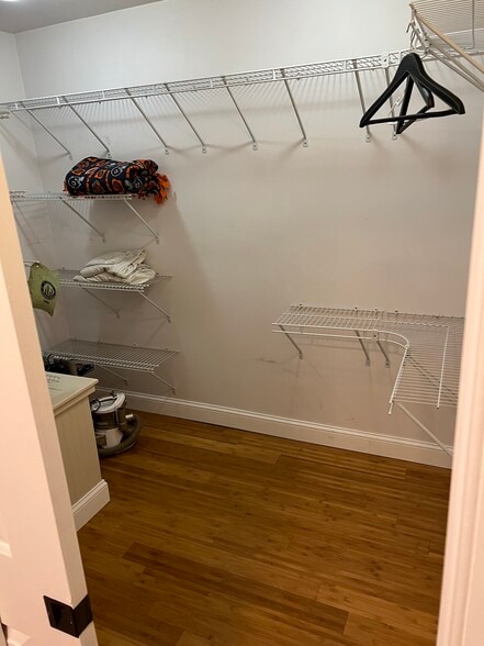 1st Floor Walk-in - 130 Union Ave