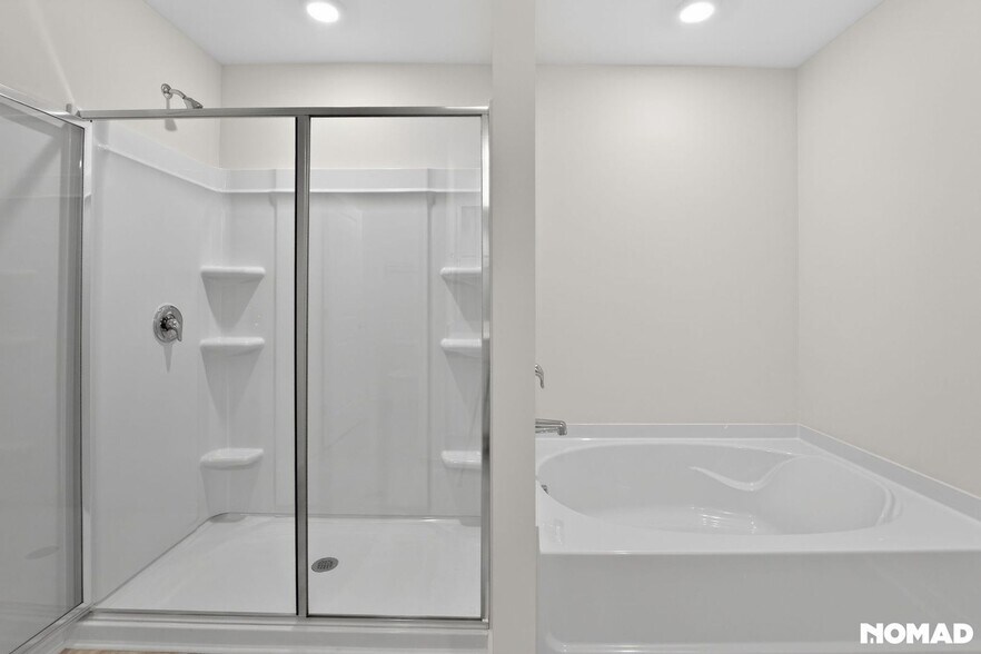 Building Photo - 6609 Barcelona Wy