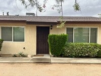 Building Photo - 705 W Atkins Ave