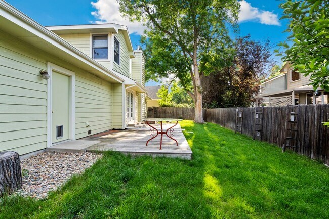 Building Photo - Spacious Home in a Great Location!