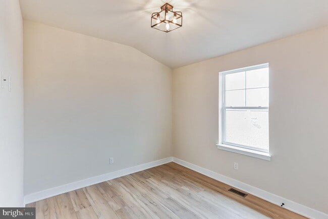 Building Photo - 1236 Butler Pike