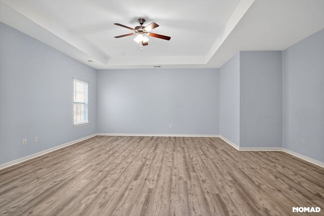 Building Photo - 1041 Sonoma Dr SW