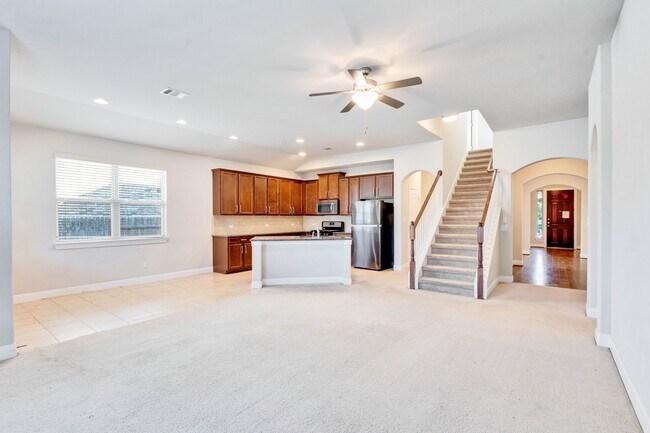 Building Photo - 2304 Abilene Ln