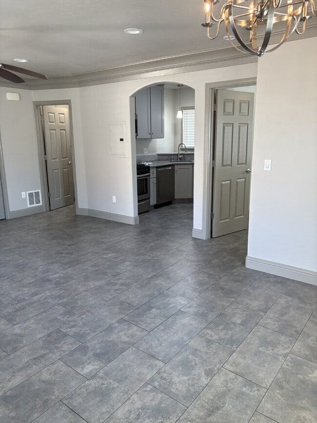 Building Photo - Your Perfect Apartment Just Dropped to $1,...