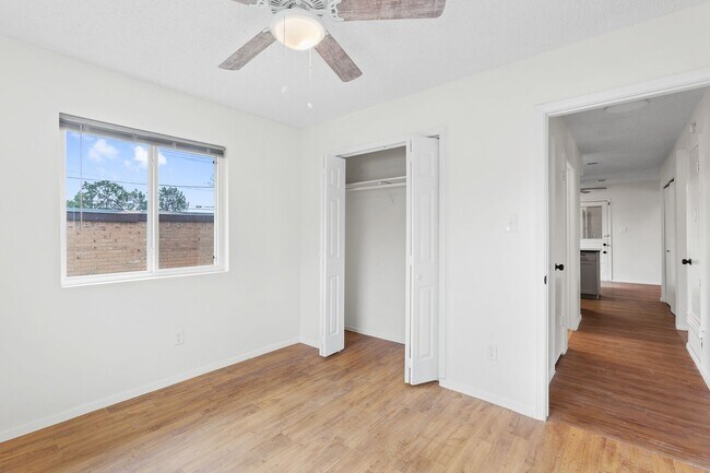 Building Photo - Immaculately Improved 2 Bedroom / 1 Bathroom Duplex & Immediately Available! - 50% Off One Full M...