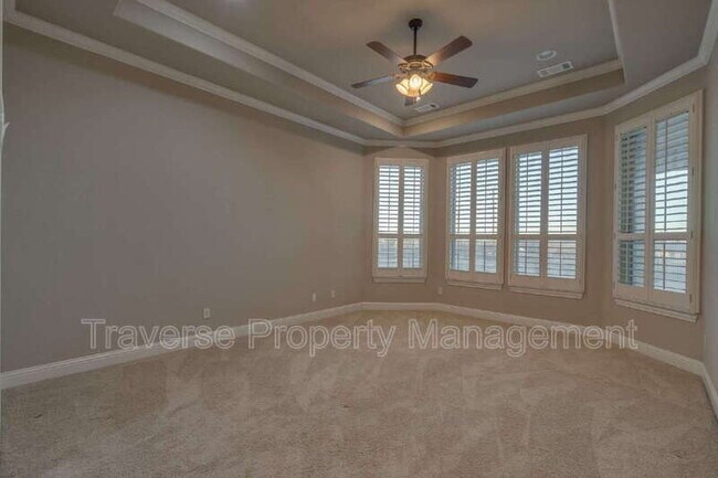 Building Photo - 10280 Mustang Downs Dr