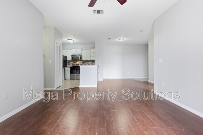 Building Photo - 5507 Legacy Crescent Pl