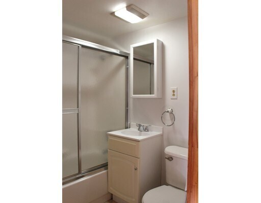 Building Photo - 15 Campbell Rd