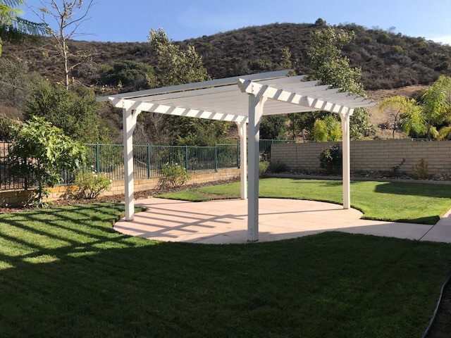 Building Photo - Newbury Park 4+3 on cul-de-sac w/lots of community amenities!