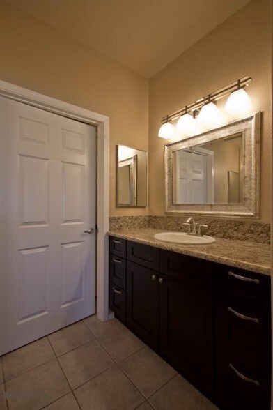 Master Bedroom Vanity #2 - 435 W Rio Salado Pky