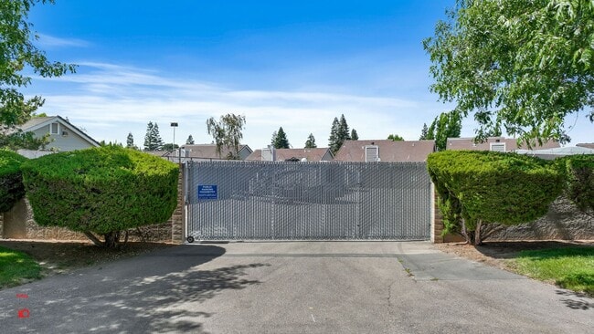 Building Photo - 3513 Veneman Ave