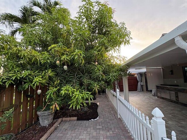 Building Photo - 14776 SW 138th Terrace