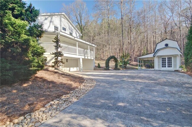 Building Photo - 12485 Reinhardt College Pkwy