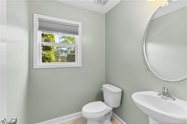 Building Photo - 269 Declaration Dr