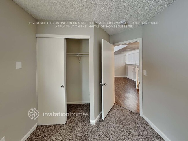 Building Photo - 21581 E Aberdeen Dr