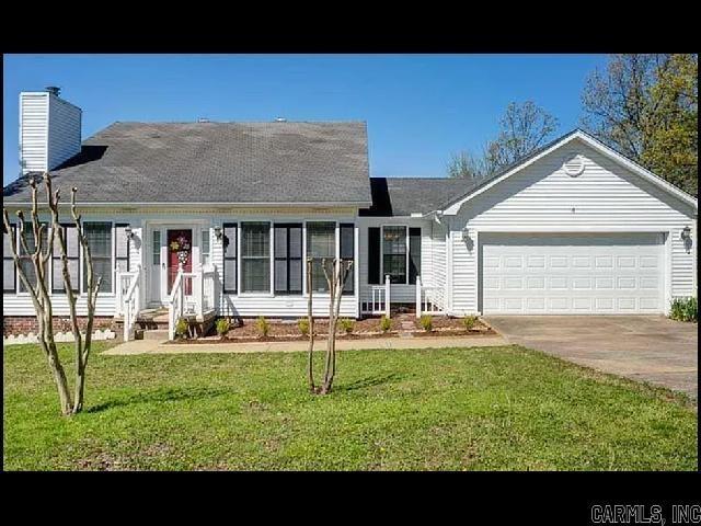 Primary Photo - 6 Stonebrook Ct