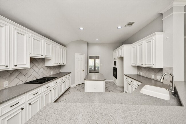 Building Photo - 2622 Stonebury Ln