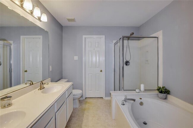 Building Photo - 51 Marble Rock Pl